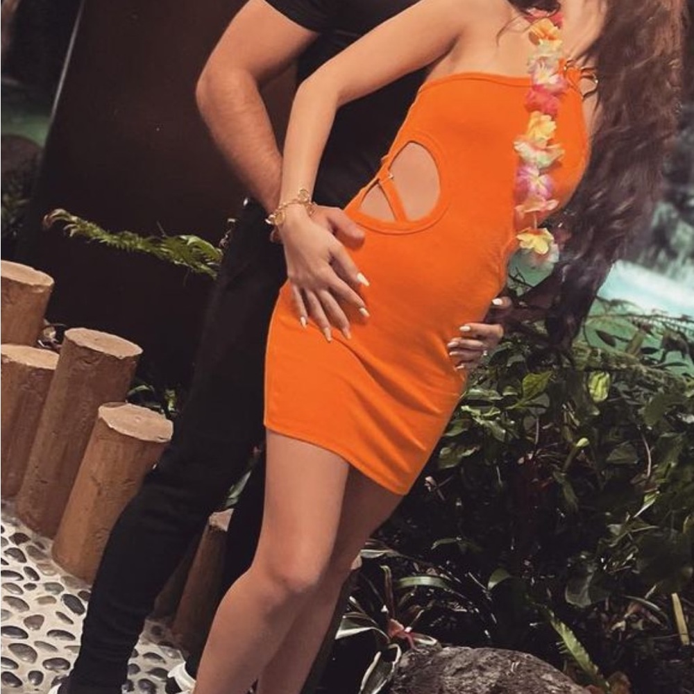 Orange forever, 21 dress